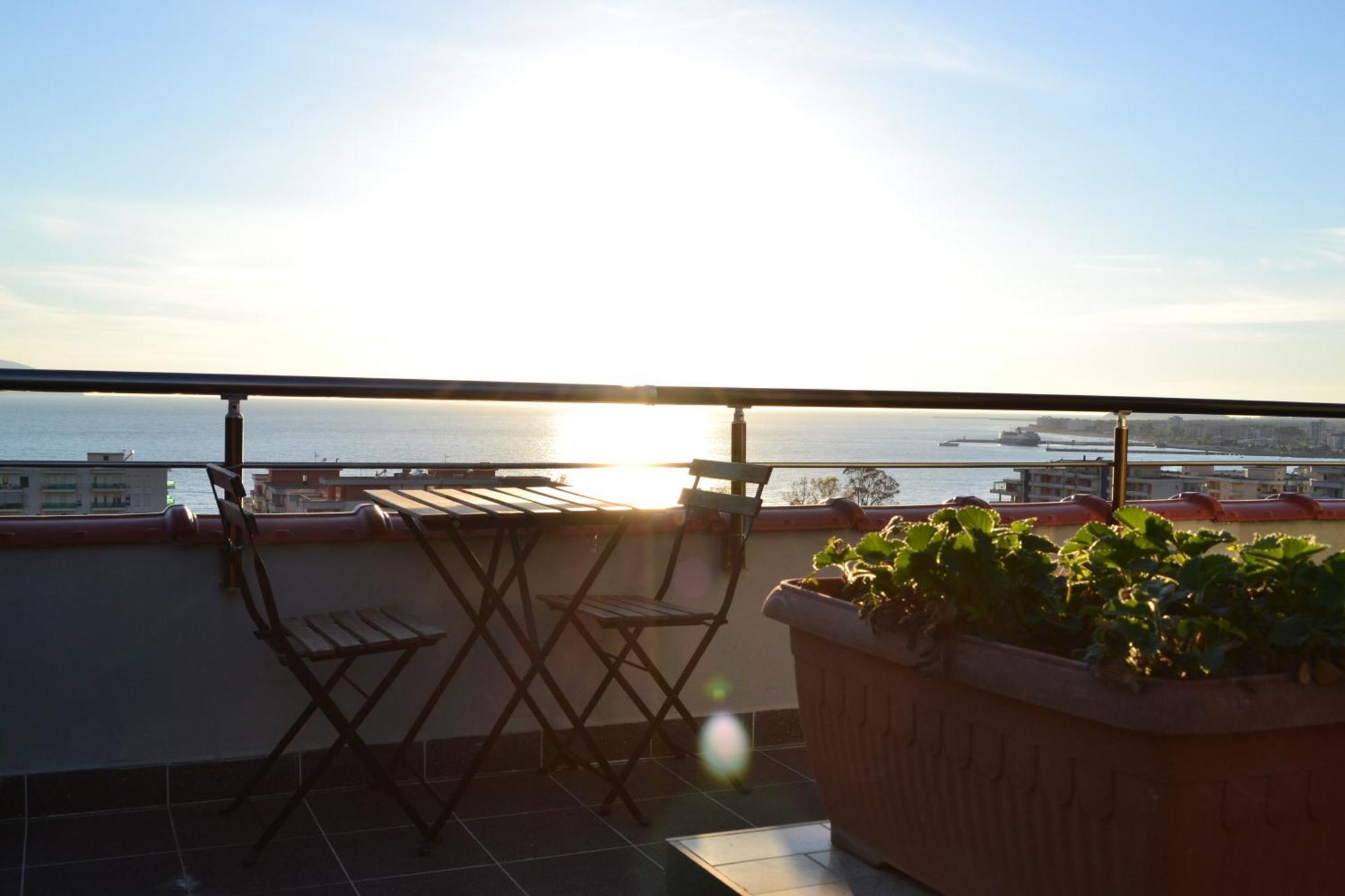 Seaview Penthouse Terrace & Garage Apartment Vlore Ngoại thất bức ảnh