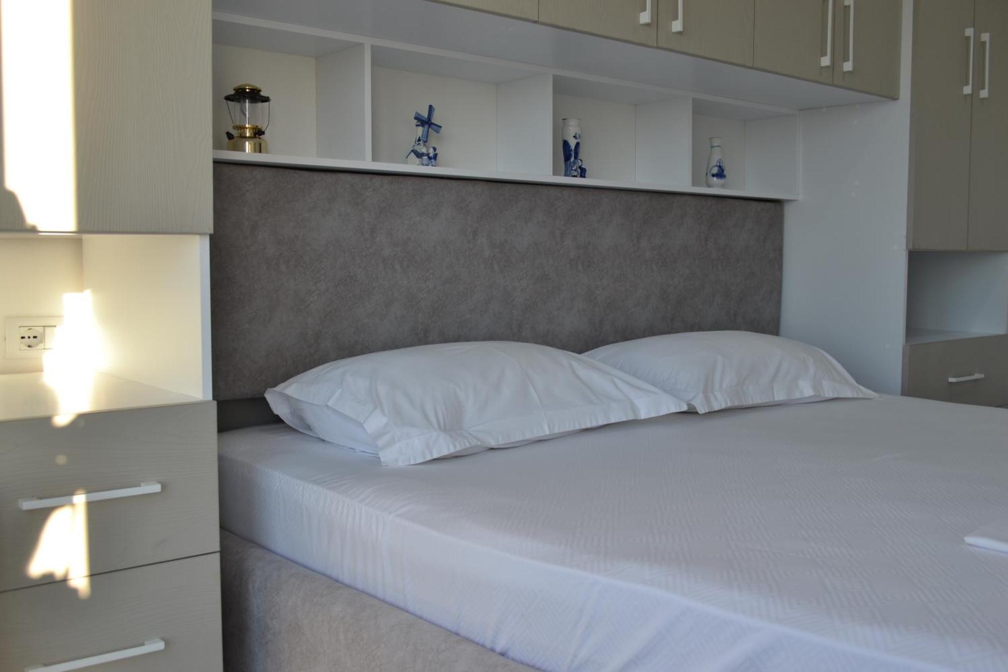 Seaview Penthouse Terrace & Garage Apartment Vlore Ngoại thất bức ảnh