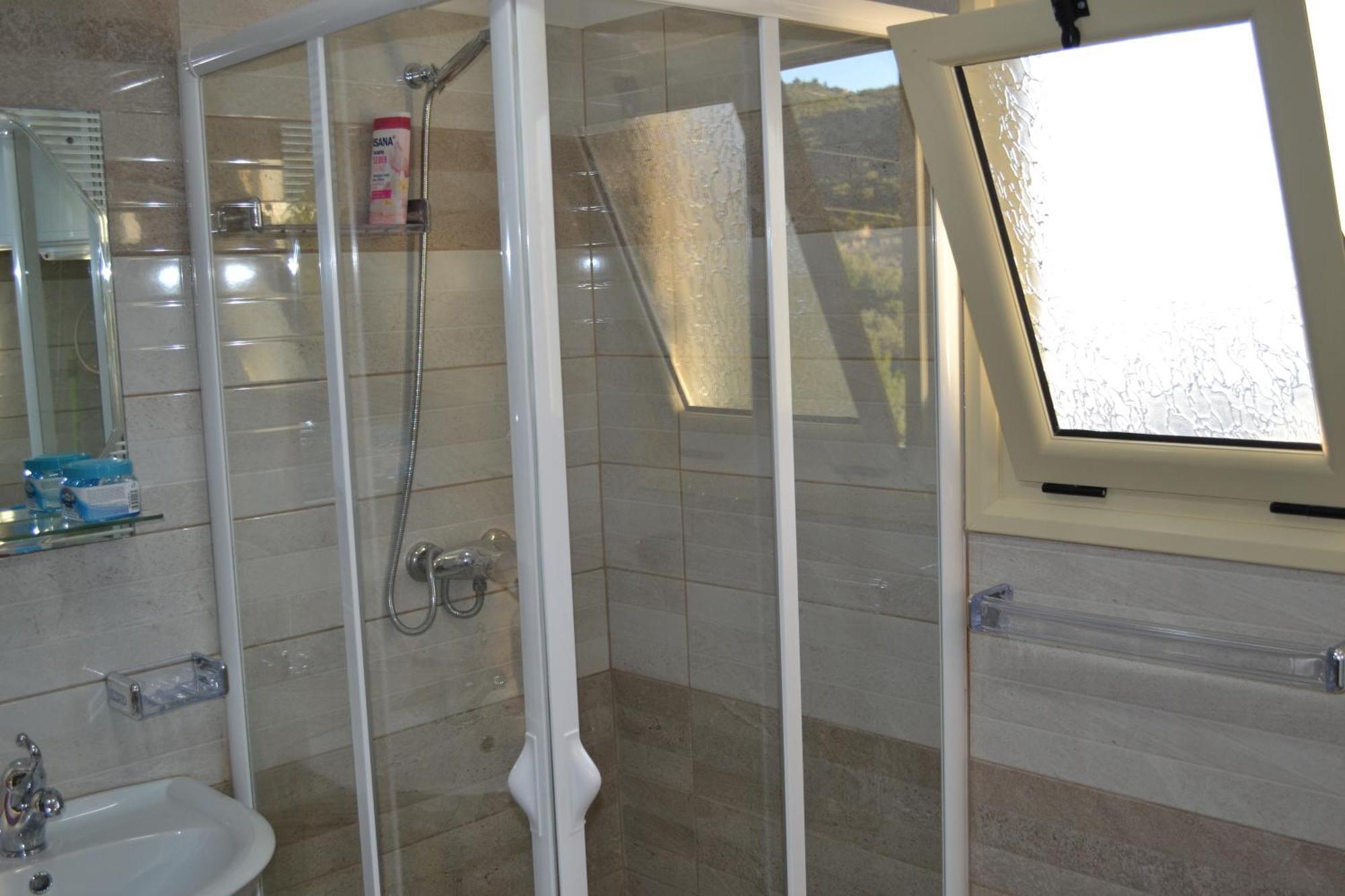 Seaview Penthouse Terrace & Garage Apartment Vlore Ngoại thất bức ảnh